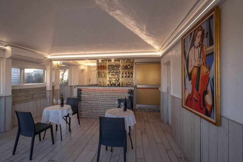Antica Dimora Dell'Orso Bed & Breakfast Rome Exterior photo