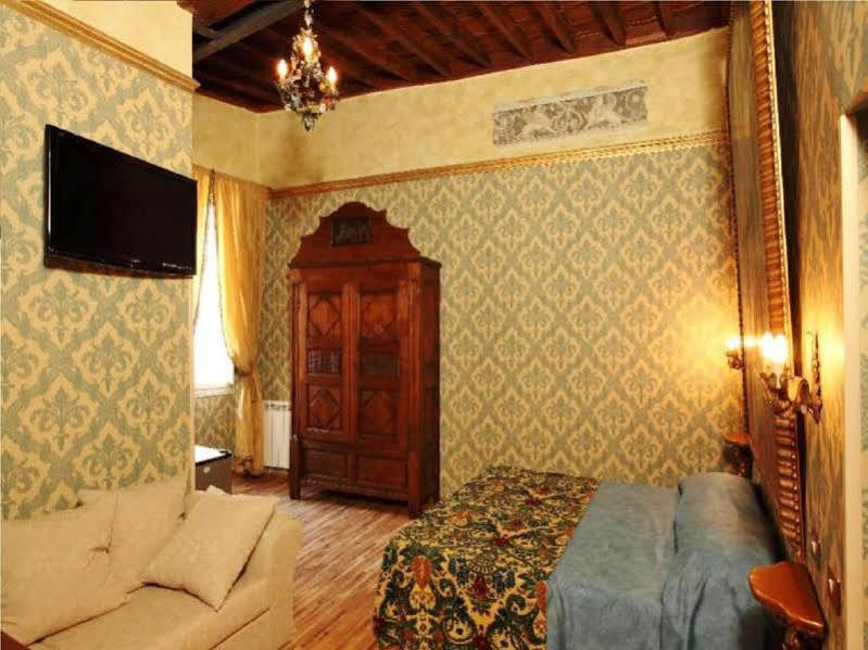 Antica Dimora Dell'Orso Bed & Breakfast Rome Exterior photo